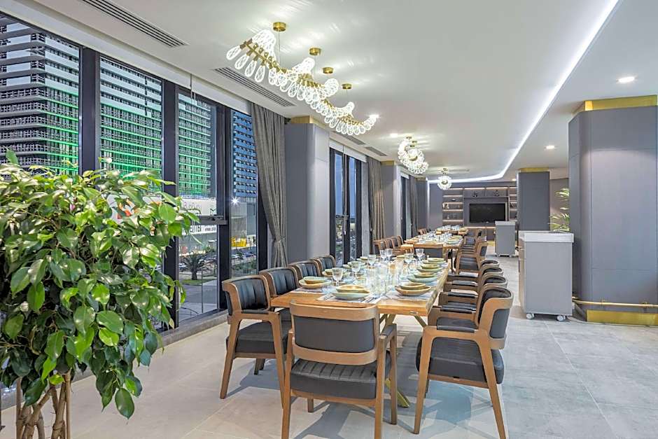 Ramada Plaza by Wyndham Batumi