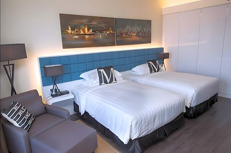 M ROOF HOTEL & RESIDENCES