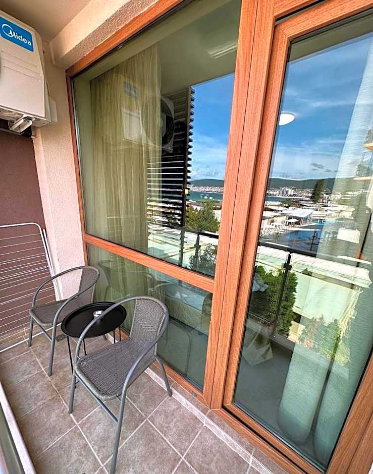 Briz Beach apartments - section B