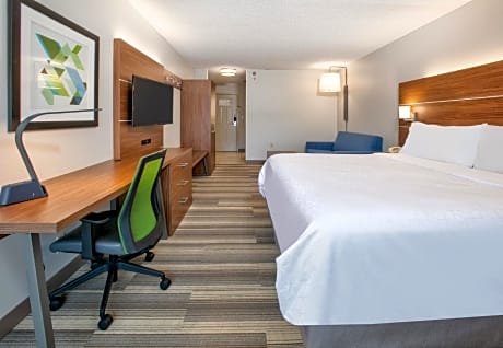 Standard King Room with Extra Space