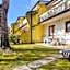 Apartment for 6 People With Shared Pool Close to the Sea - By Beahost Rentals