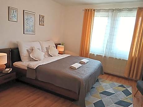 Orient Apartmanház