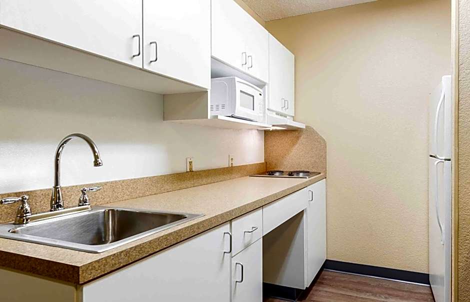 Extended Stay America Suites - Evansville - East