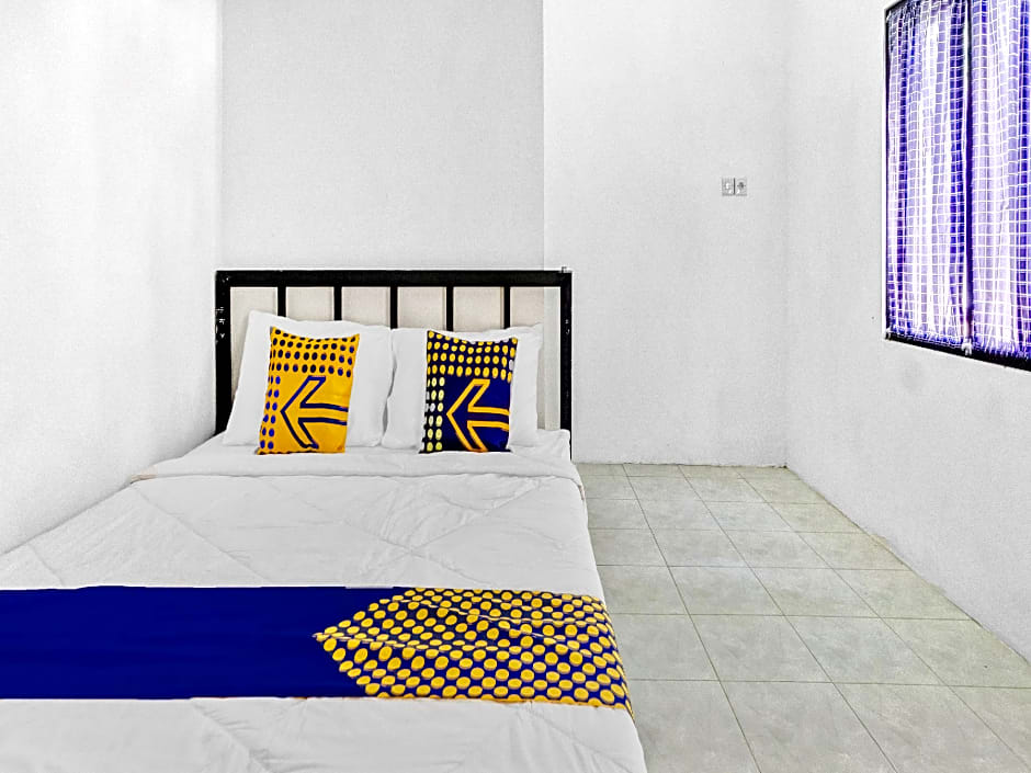 SPOT ON 90742 Kinanthy Garden Syariah