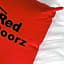 RedDoorz Plus @ Karebosi Area 2