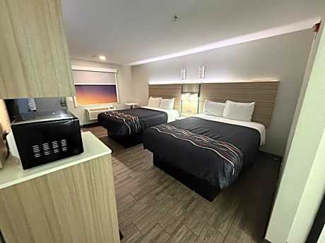 Queen Room with Two Queen Beds - Non-Smoking