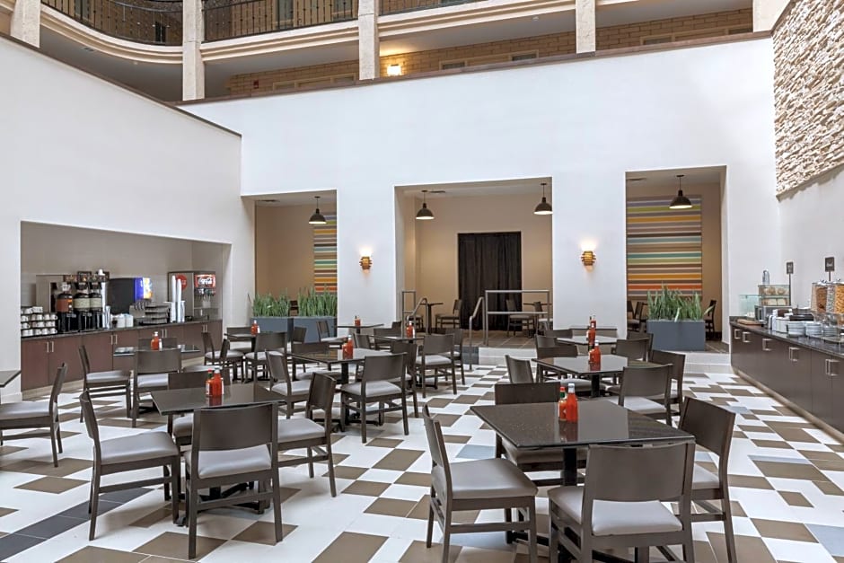 Embassy Suites Baton Rouge