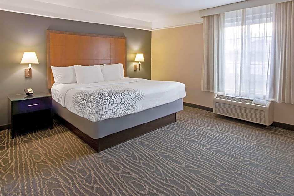 La Quinta Inn & Suites by Wyndham Ruidoso Downs