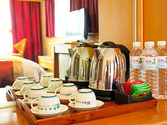 Foung Jia Hotel