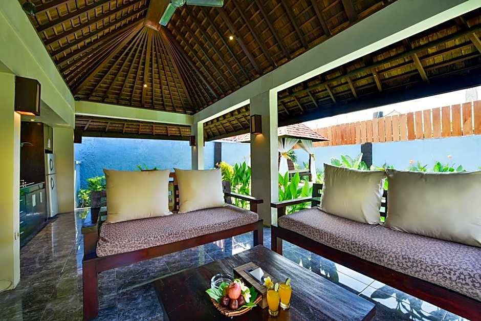 The Khayangan Dreams Villa Umalas