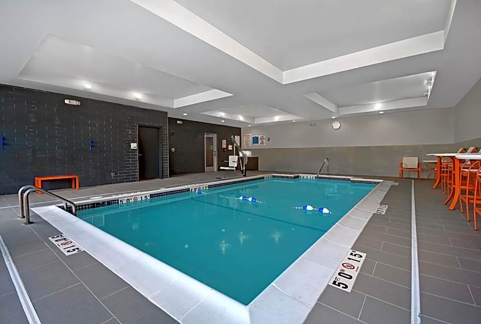 Holiday Inn Grand Rapids North By IHG