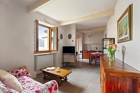 Le Finestre sul Lago - Maggiore Estate by Ginin