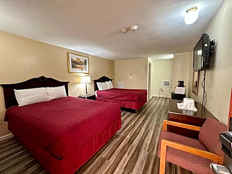 Double Room with Two Double Beds - Smoking