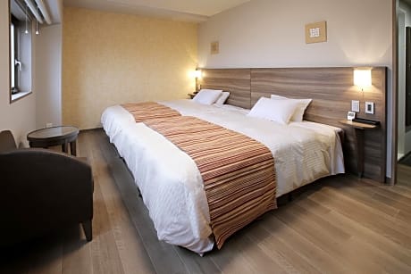 Twin Room - Non-Smoking