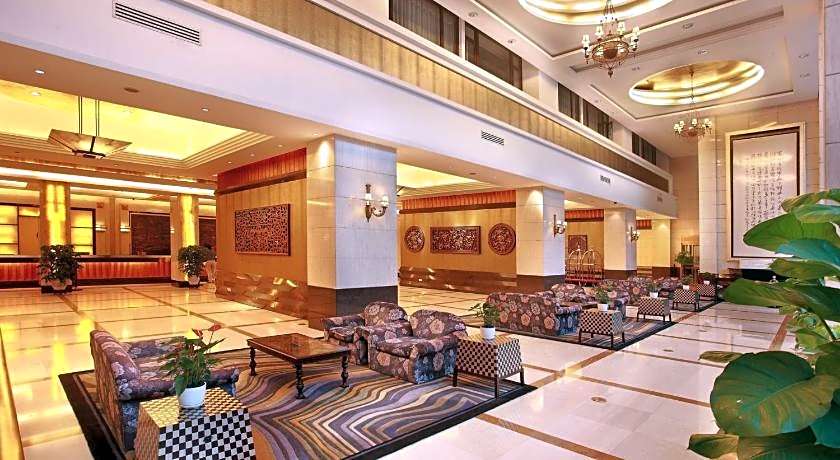 Lijiang Waterfall Hotel