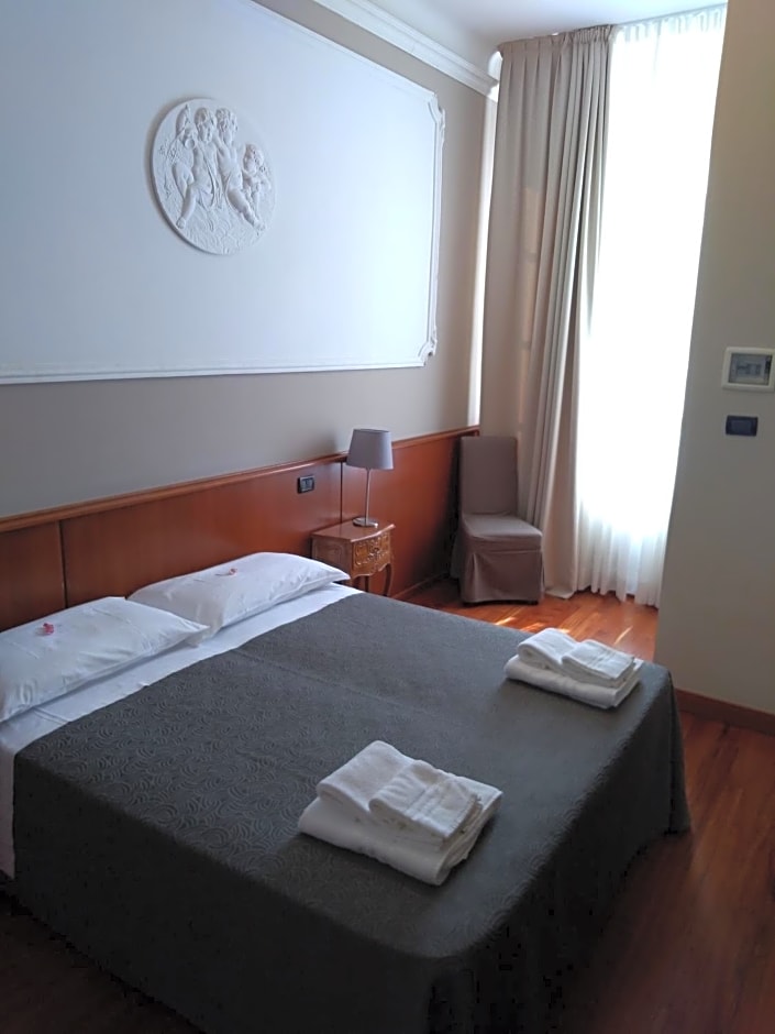 Hotel Twenty Nine