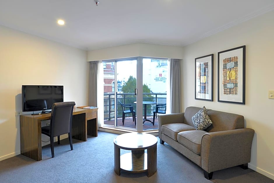 Seasons Darling Harbour