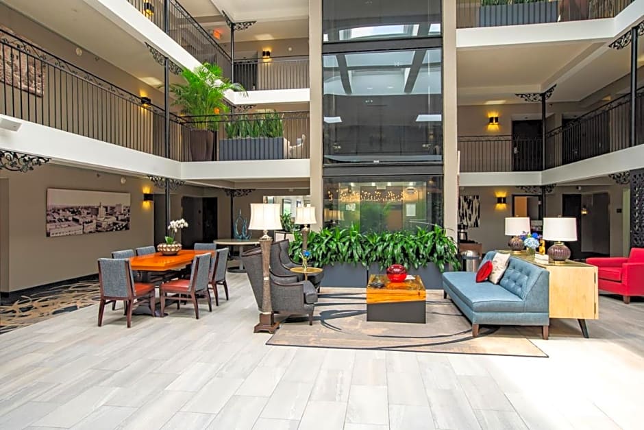 The Burgundy Hotel, Tapestry Collection by Hilton