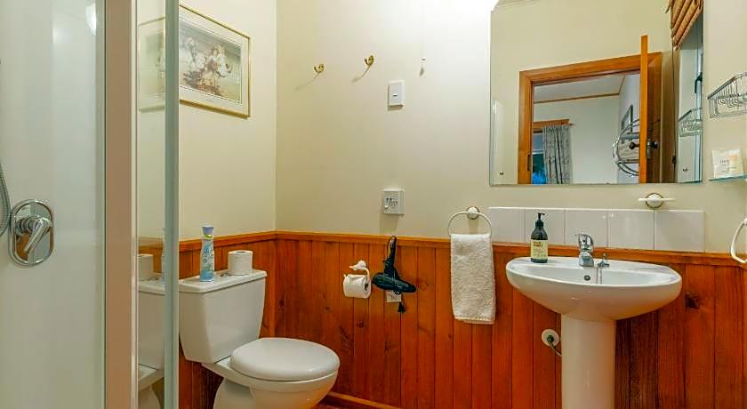 Olde Mill House Bed & Breakfast and Cycle Hire