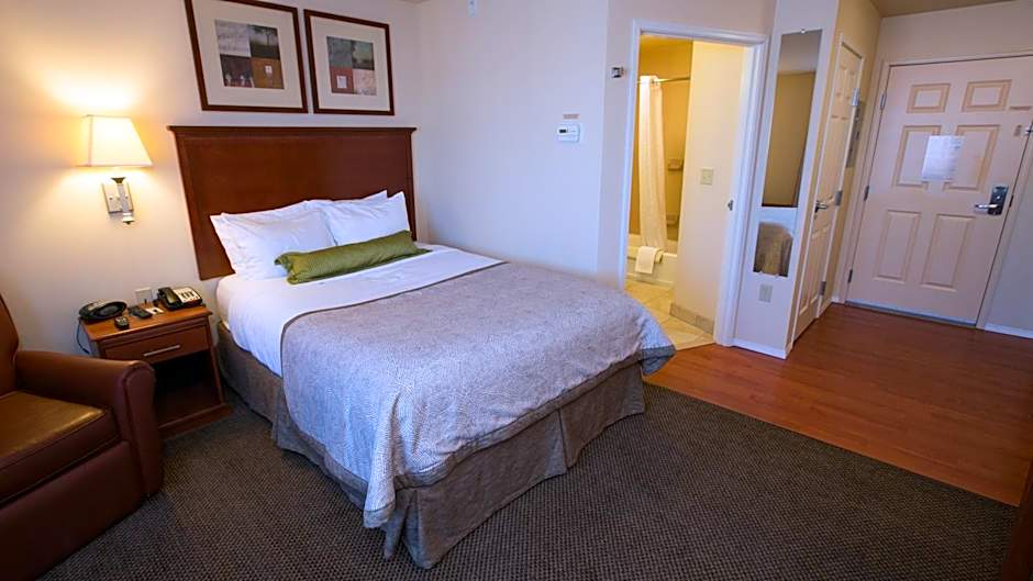 Candlewood Suites Springfield By IHG