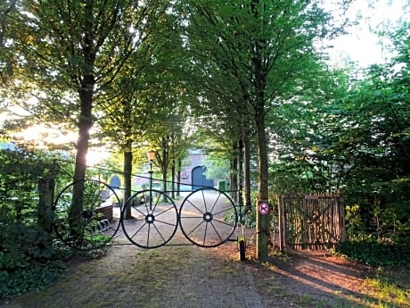 De Langenbrinck Eerlijk Heerlijk overnachten in blokhut en ingerichte tent