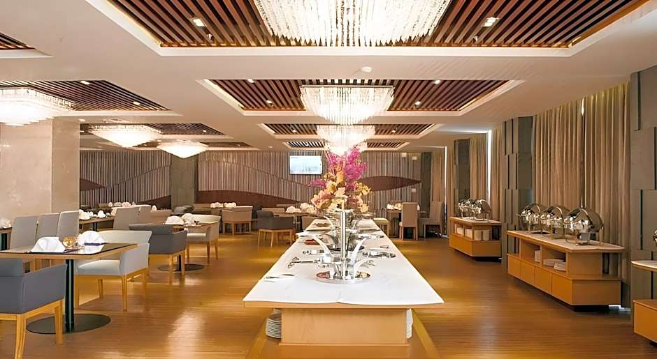 The Iris Signature Hotel and Spa