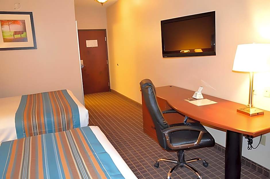 Best Western Orange Inn & Suites