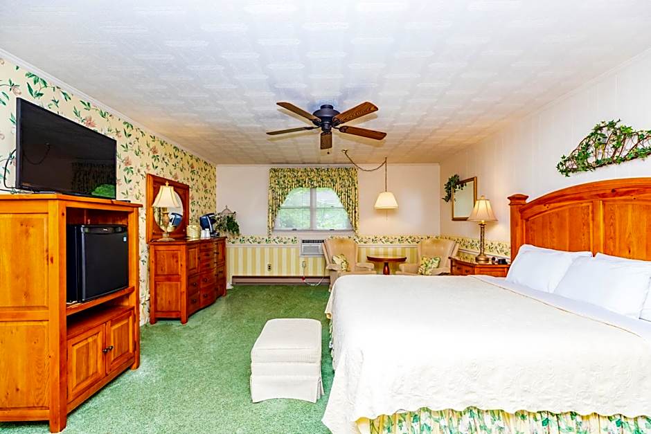 Azalea Garden Inn