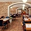 Hotel Ambiance