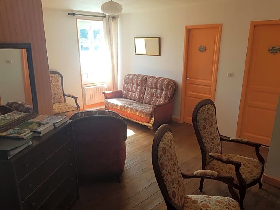 Maison d'Hôtes "La Pierre Pointue"