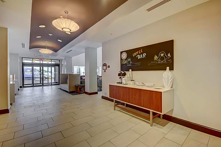 Holiday Inn Express Hotel & Suites Tampa-USF-Busch Gardens By IHG