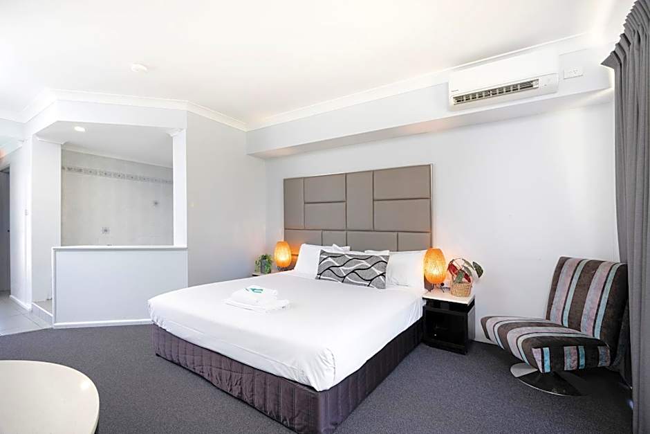 Island Palms Motor Inn