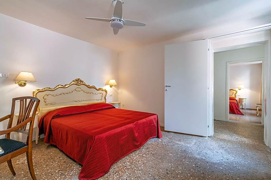 San Luca Flats