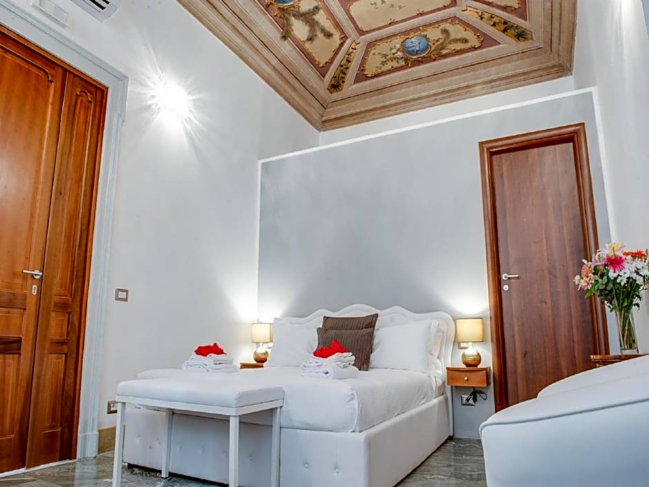 Lh Royal Suites Terrace