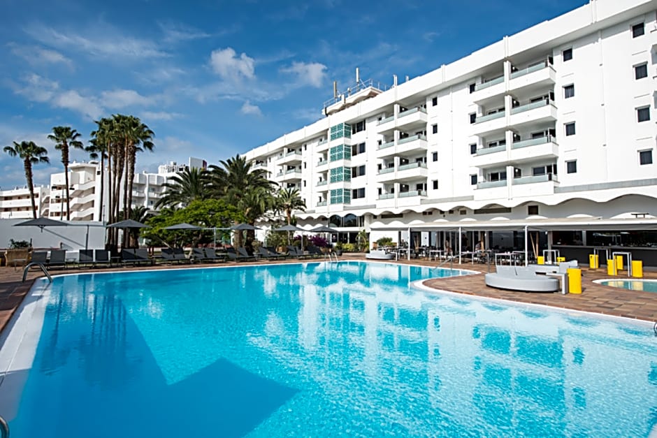 AxelBeach Maspalomas - Apartments and Lounge Club - Adults Only