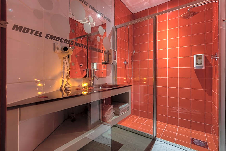 Motel Emoções