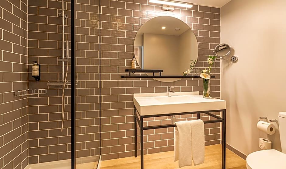 Pestana Fisherman Village