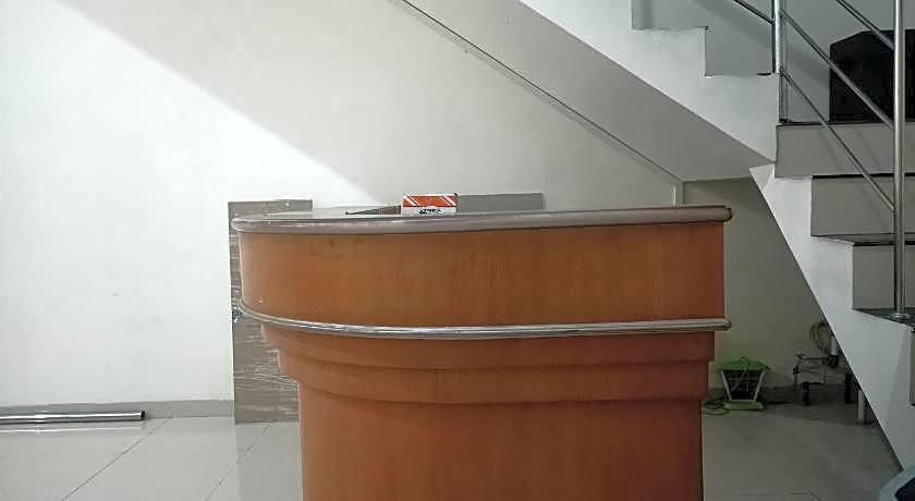 Hotel O Mely Homestay