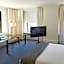 The Chicago Hotel Collection Ambassador Gold Coast