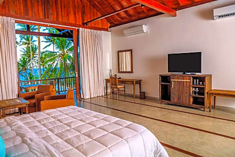 Suite with Sea View - 15% off on Spa Treatments