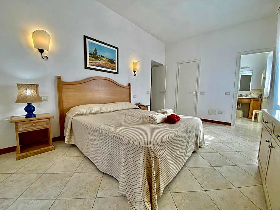 RESIDENCE TERME ISOLA D'ELBA SRL