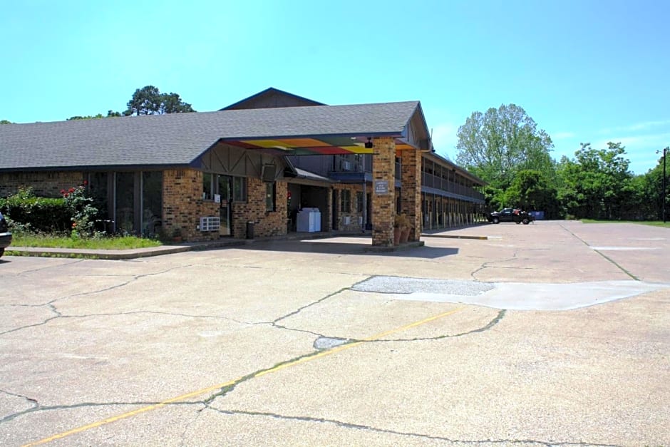 Lake Palestine Motor Inn