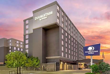 DoubleTree by Hilton Denver Cherry Creek