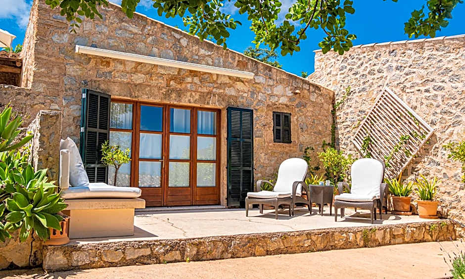 Cases de Son Barbassa Hotel & Restaurant