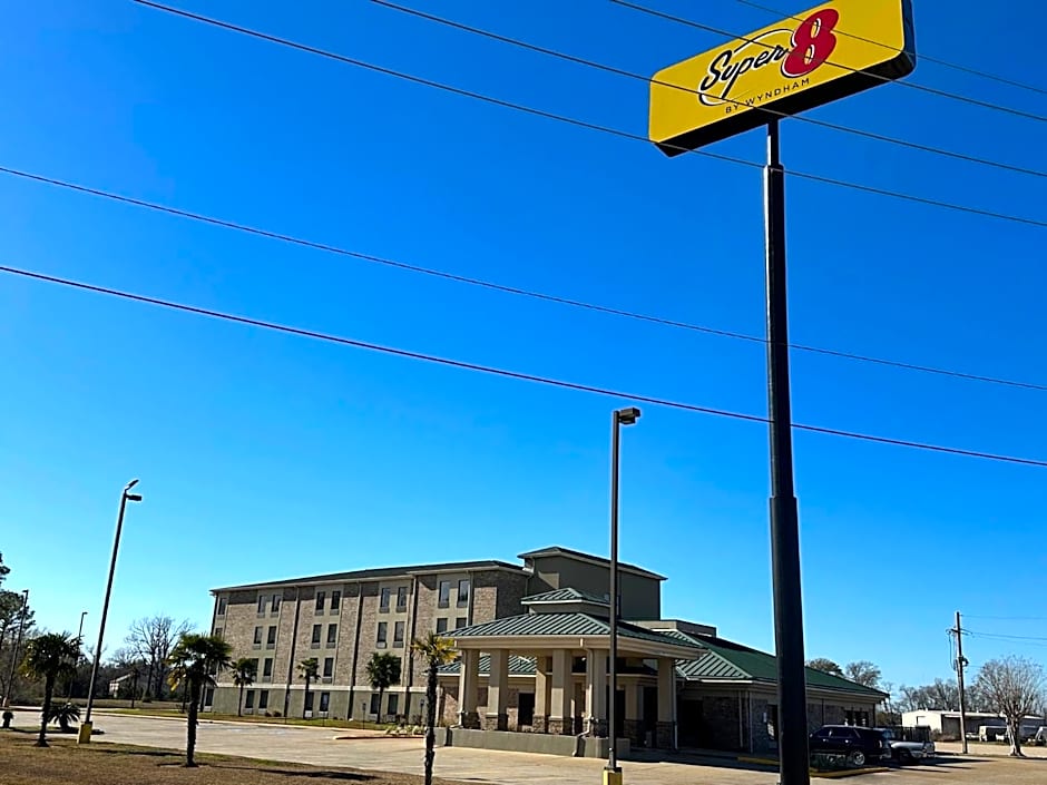 Super 8 by Wyndham Alexandria LA