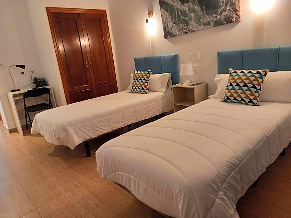 HOTEL LOS CAÑAS