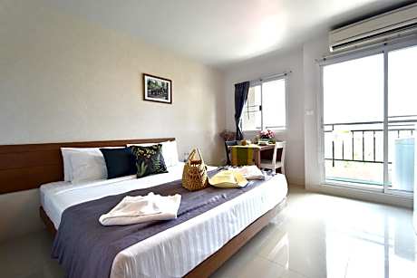 Ascella Sukhumvit 38 