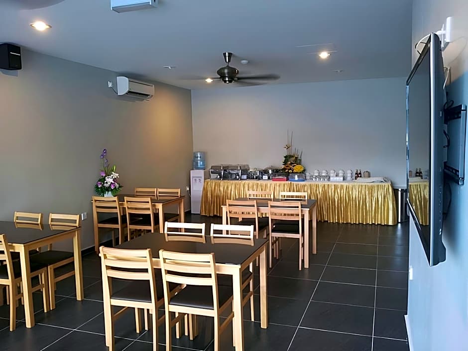 Golden Court Hotel @ Tun Abdul Razak