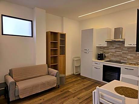 Classic Apartment - Annex Building