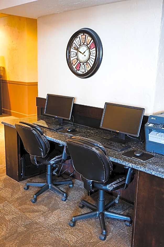 Boarders Inn & Suites by Cobblestone Hotels - Grand Island